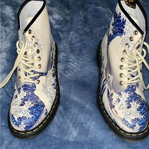 I have new rarely used Doc Martins that are in great conditions and super cute!